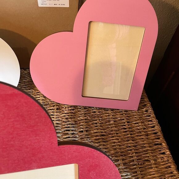 Sintuff Heart Wooden Picture Frames set of 3 - Picture 3 of 14